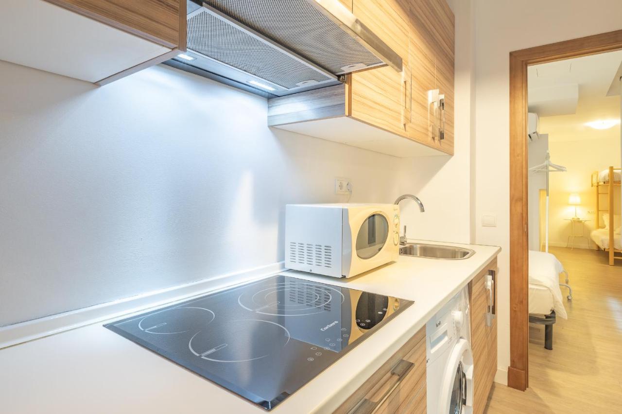 Dona Elvira Parras Apartment Malaga Bagian luar foto