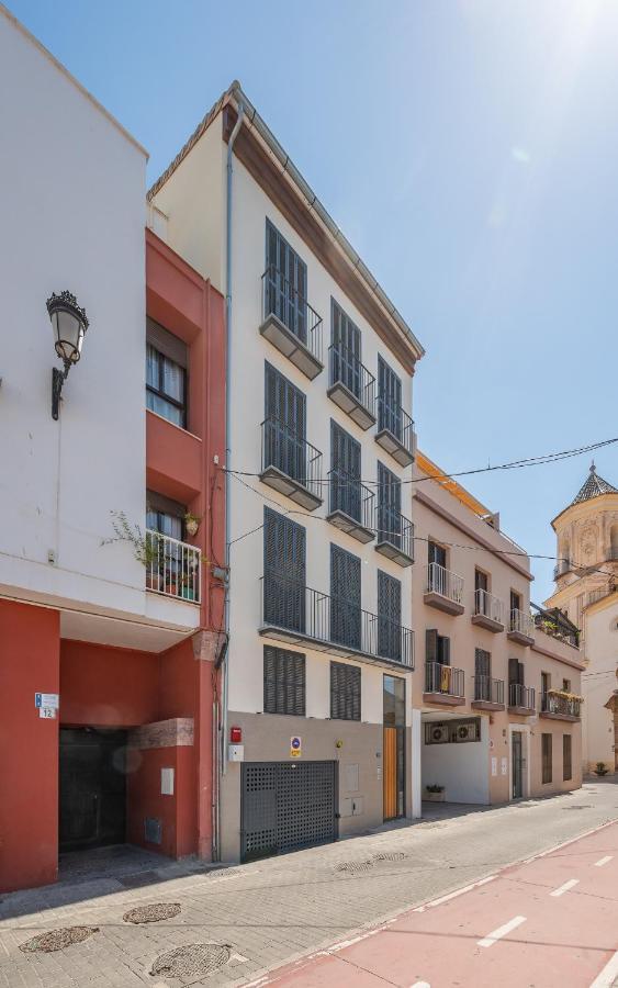 Dona Elvira Parras Apartment Malaga Bagian luar foto