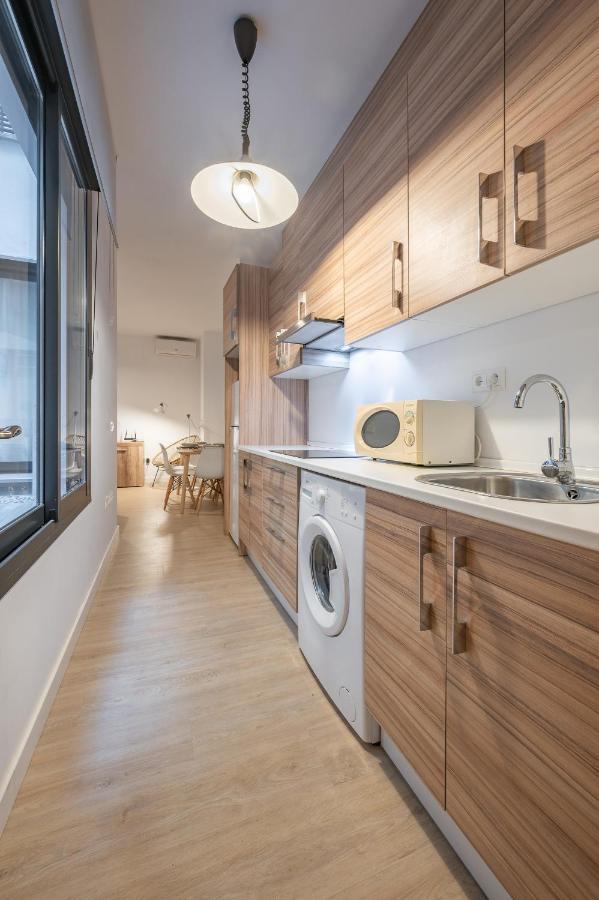 Dona Elvira Parras Apartment Malaga Bagian luar foto