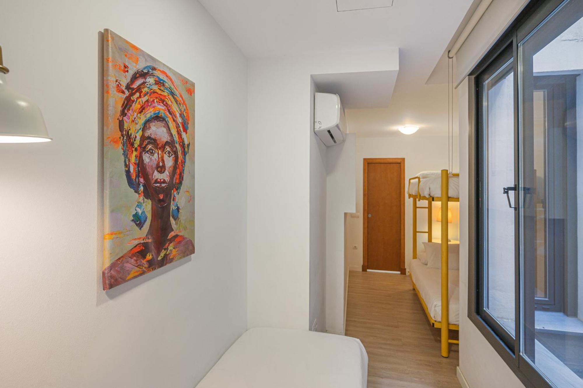 Dona Elvira Parras Apartment Malaga Bagian luar foto