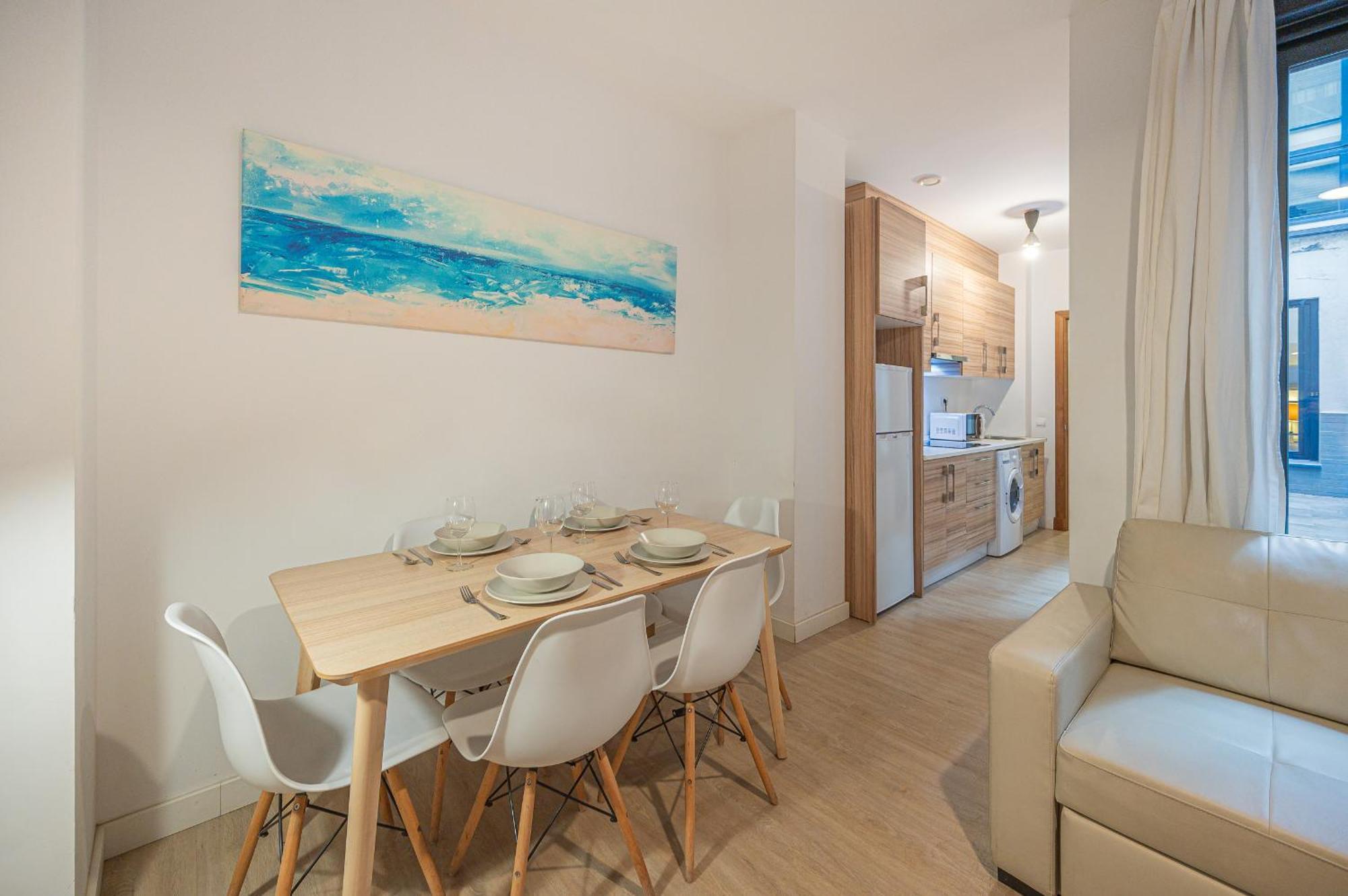 Dona Elvira Parras Apartment Malaga Bagian luar foto